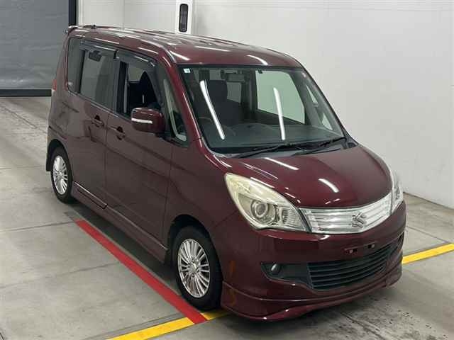 SUZUKI SOLIO 2011