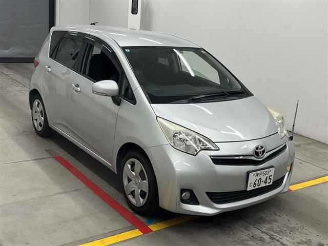 TOYOTA RACTIS 2012