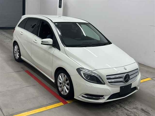 MERCEDES BENZ B CLASS 2014
