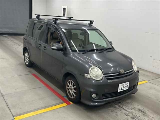 TOYOTA SIENTA 2007