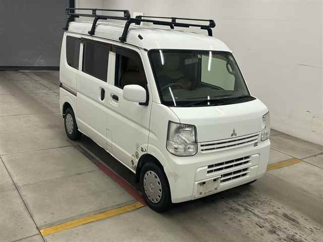 MITSUBISHI MINICAB VAN 2017