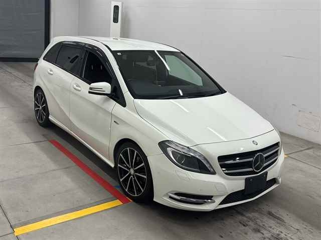 MERCEDES BENZ B CLASS 2012