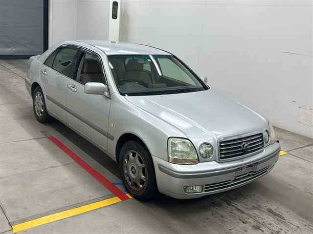 TOYOTA PROGRES 2006