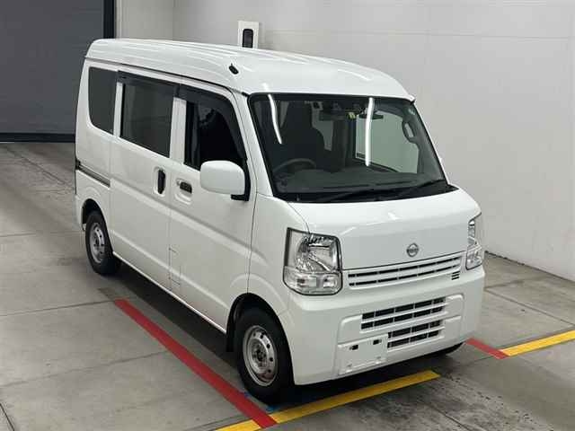 NISSAN CLIPPER VAN 2021