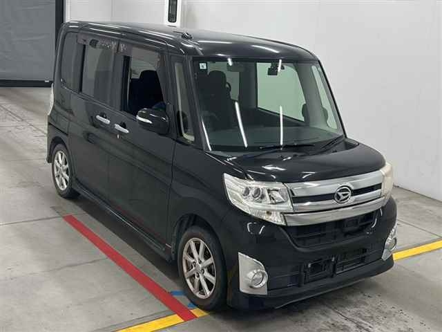DAIHATSU TANTO 2014