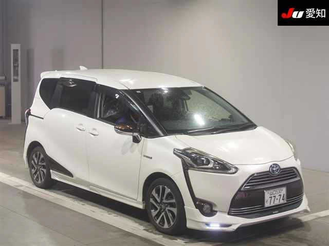 TOYOTA SIENTA 2015