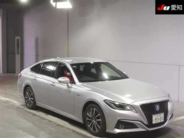 TOYOTA CROWN 2019