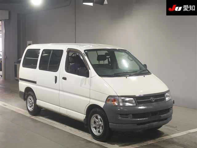 TOYOTA REGIUS VAN 2005