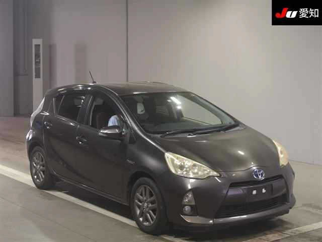 TOYOTA AQUA 2012