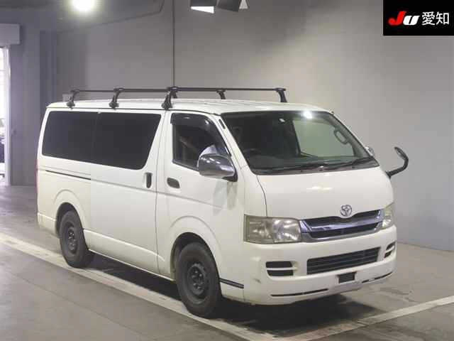 TOYOTA HIACE VAN 2009