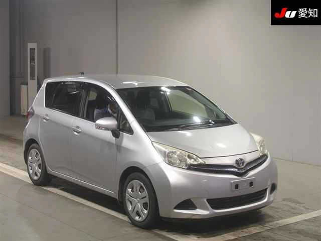 TOYOTA RACTIS 2013