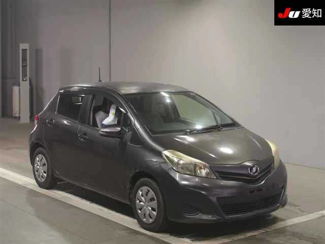 TOYOTA VITZ 2012