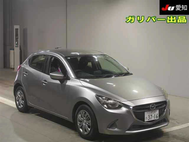 MAZDA DEMIO 2016