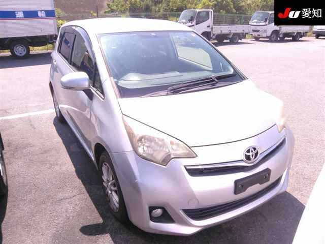 TOYOTA RACTIS 2012