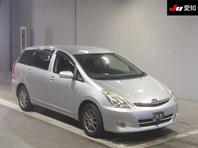 TOYOTA WISH 2009