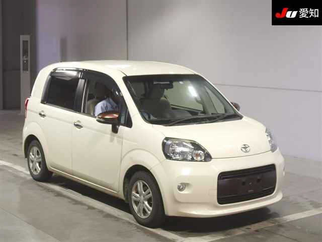 TOYOTA PORTE 2014