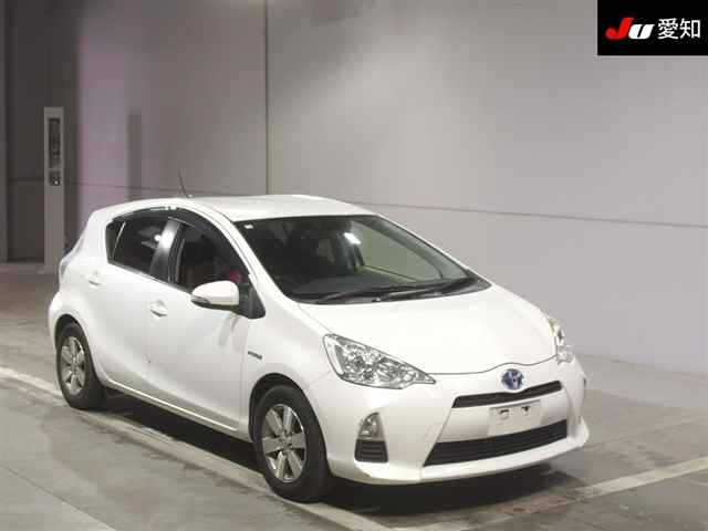 TOYOTA AQUA 2012