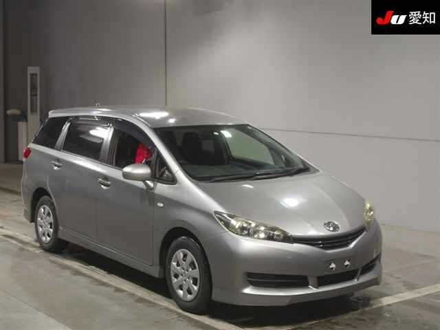TOYOTA WISH 2011