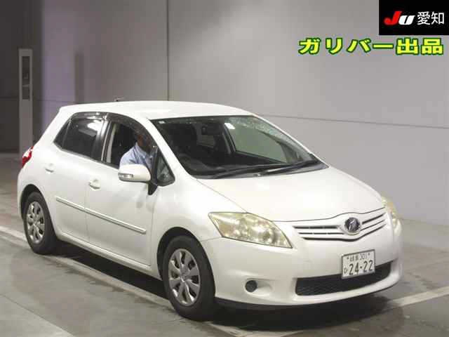 TOYOTA AURIS 2010