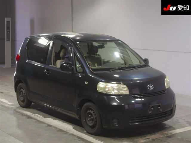 TOYOTA PORTE 2011