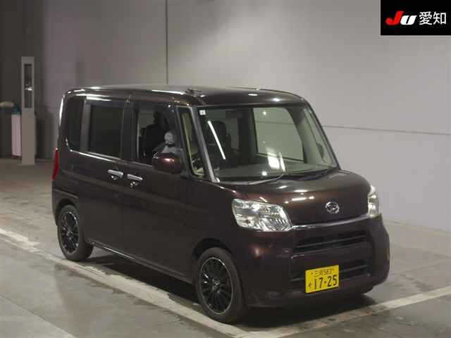 DAIHATSU TANTO 2017