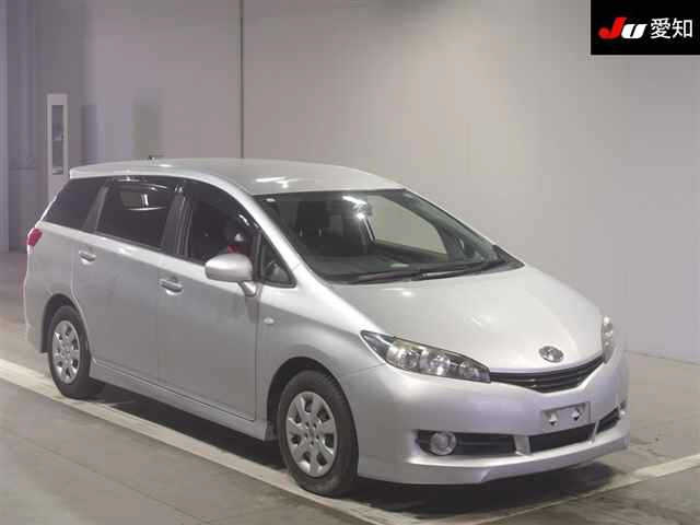 TOYOTA WISH 2011
