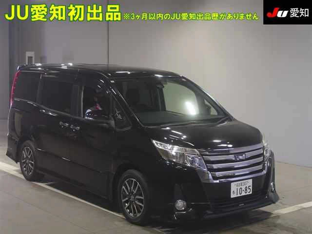 TOYOTA NOAH 2016