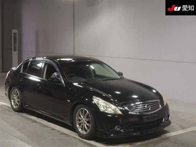 NISSAN SKYLINE 2010
