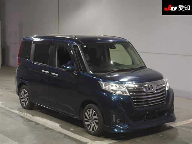 TOYOTA ROOMY 2017