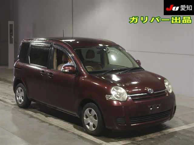 TOYOTA SIENTA 2012