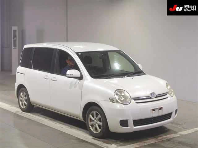 TOYOTA SIENTA 2012