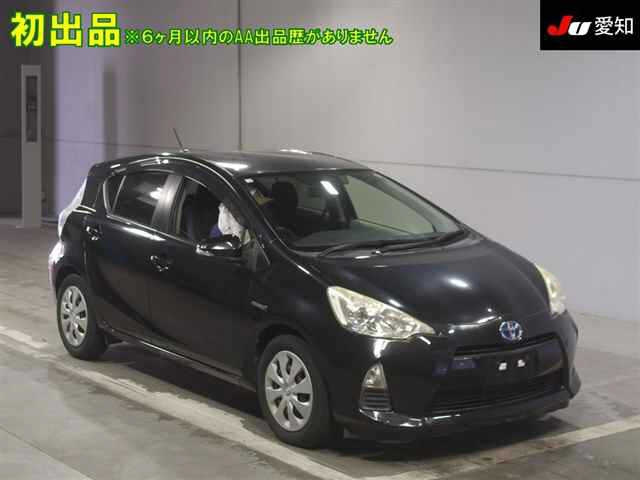 TOYOTA AQUA 2012