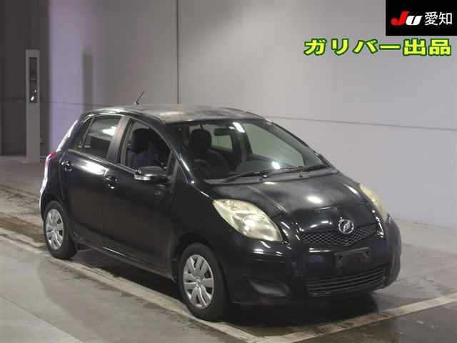 TOYOTA VITZ 2010