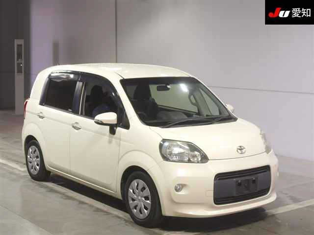 TOYOTA PORTE 2014