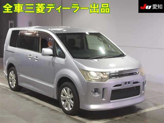 MITSUBISHI DELICA D5 2008
