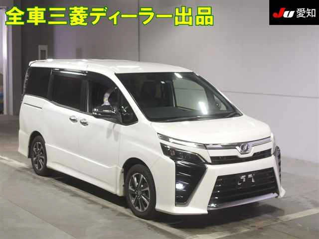 TOYOTA VOXY 2020