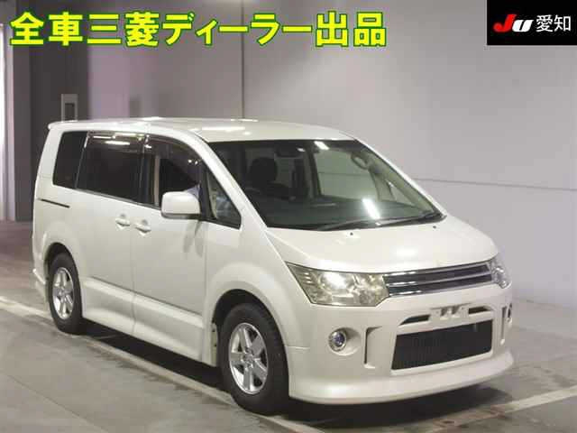 MITSUBISHI DELICA D5 2008