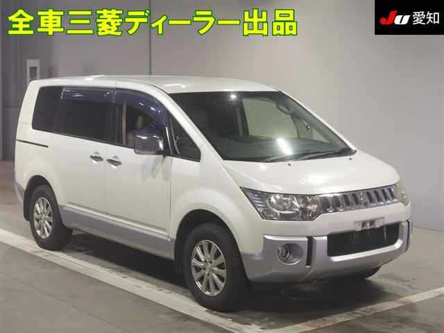 MITSUBISHI DELICA D5 2012