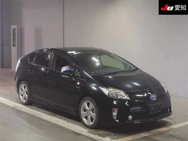 TOYOTA PRIUS 2014