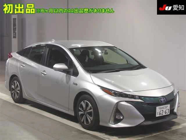 TOYOTA PRIUS PHV 2019