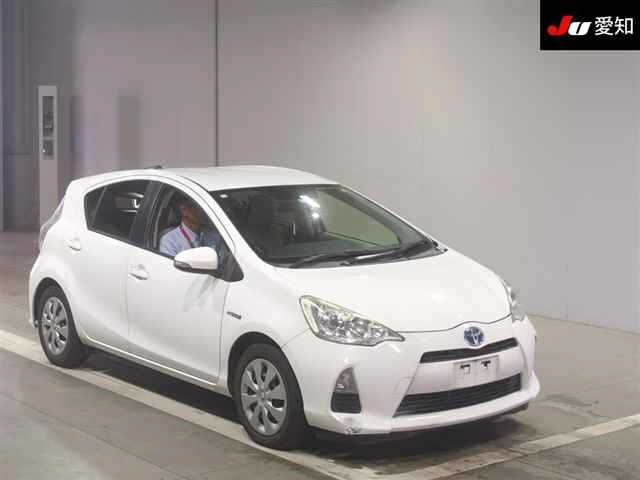 TOYOTA AQUA 2014