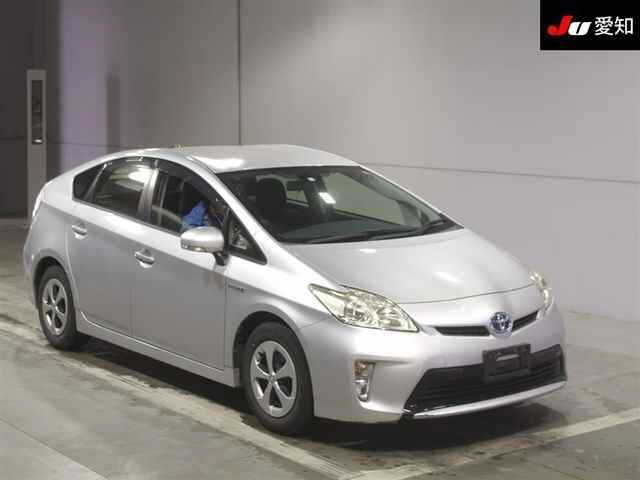 TOYOTA PRIUS 2014