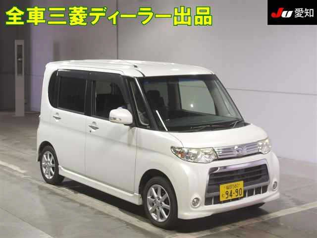 DAIHATSU TANTO 2011