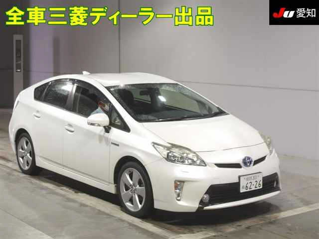 TOYOTA PRIUS 2015