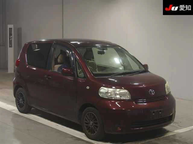 TOYOTA PORTE 2011