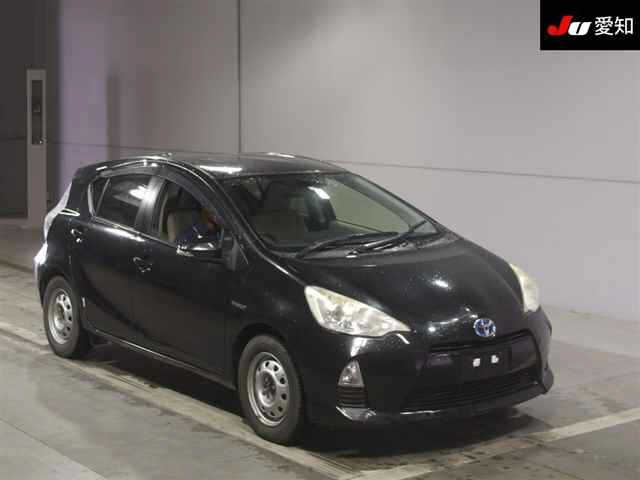 TOYOTA AQUA 2012