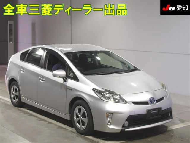 TOYOTA PRIUS 2014