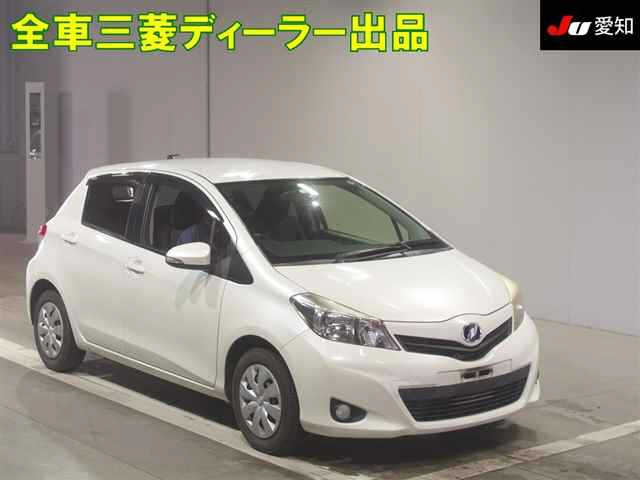 TOYOTA VITZ 2012