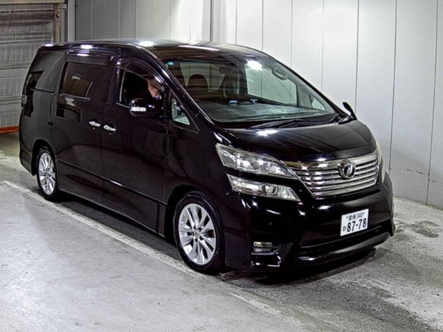 TOYOTA VELLFIRE 2009