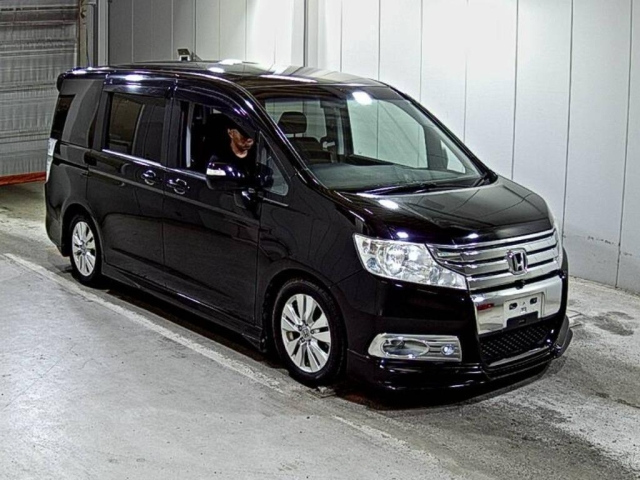HONDA STEP WAGON 2009